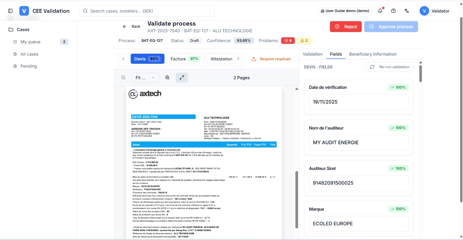 Fields tab of the validation workspace: “DEVIS - CHAMPS” section with editable extracted values, their confidence percentages and the “Re-run validation” button