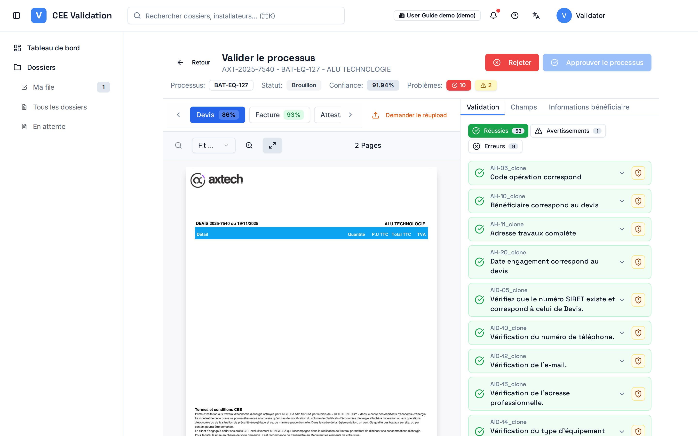 Validation workspace “Valider le processus” for dossier DOS-5660D4: PDF on the left, Validation / Fields / Beneficiary information tabs on the right, Reject and Approve process buttons in the header
